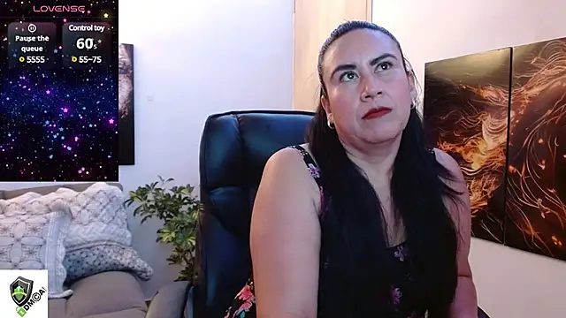 amalia brunette online show from March 15, 10:44 pm