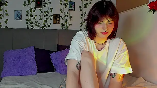 miss Lizzy online show from January 10, 4:22 am