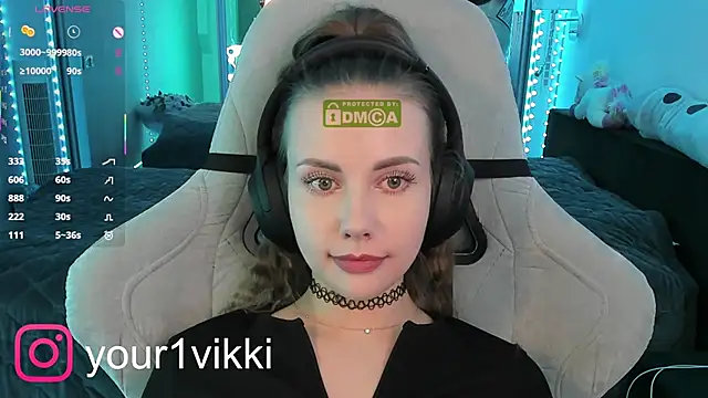 Vikki Cheese online show from February 17, 6:15 pm