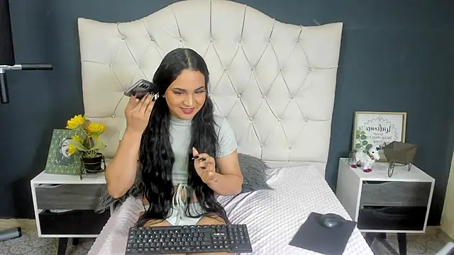 Andrys  online show from February 22, 12:05 am