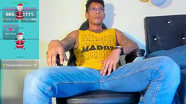 FuckHardlove online show from December 30, 5:55 pm