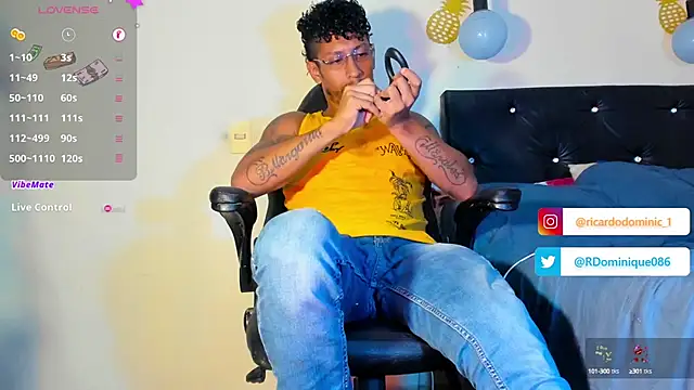 FuckHardlove online show from February 1, 2:37 am