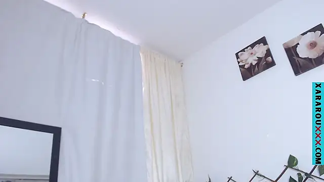 Snapshot of Latina_BigBoobs chatting on March 1, 10:53 pm Latina BigBoobs online show from March 1, 10:53 pm