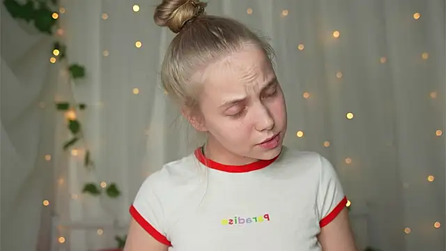  Appr0ved  online show from February 14, 2:54 pm