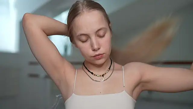  Appr0ved  online show from February 15, 8:44 am