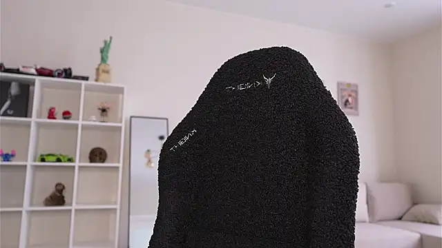  Appr0ved  online show from October 10, 11:53 am