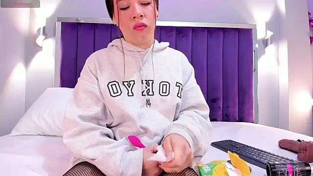 SaraRiley online show from September 11, 10:54 pm