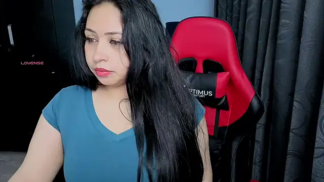 charlotee lovee69 online show from October 3, 3:25 am