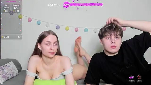 Emily and Ilumi online show from February 2, 9:23 pm