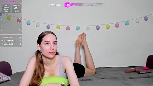 Emily and Ilumi online show from February 17, 6:37 pm