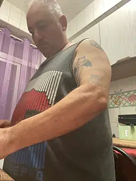 Russirayu online show from October 14, 6:20 pm