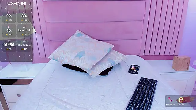 andrea alvarz online show from December 21, 8:07 am