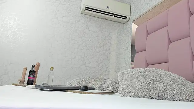  Molly rosse  online show from March 6, 12:41 pm