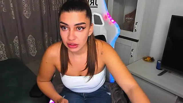 EveEvian online show from January 24, 3:24 pm