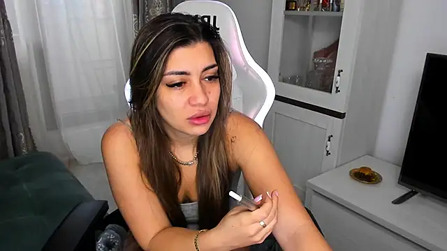 EveEvian online show from February 3, 1:19 pm