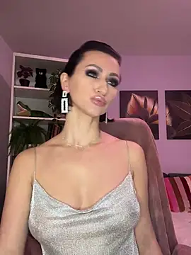 KatyEvanss online show from December 13, 6:27 pm