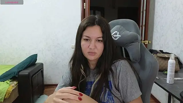 Nelly Fischer online show from March 9, 8:21 pm