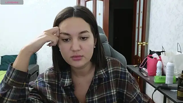 Nelly Fischer online show from March 16, 6:55 pm