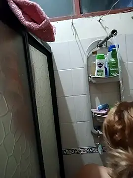 EllisW8 online show from March 17, 11:00 am