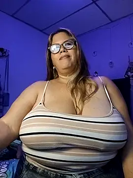 EllisW8 online show from November 11, 11:54 am