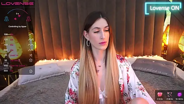 Snapshot of Sexy_Lava chatting on January 23, 10:43 am Sexy Lava online show from January 23, 10:43 am