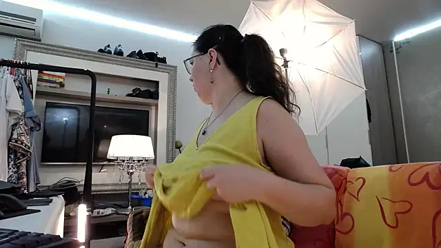 ILoveToFeelU online show from October 18, 12:17 pm