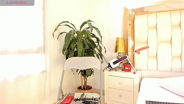 alana-then online show from January 25, 8:10 pm