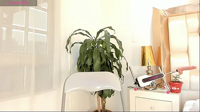 alana-then online show from February 8, 8:42 pm