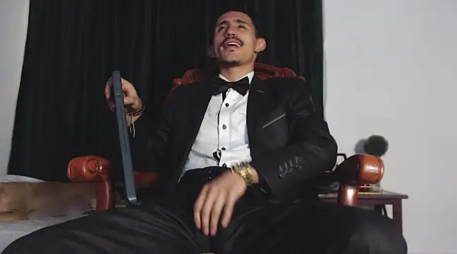 HomeAloneK online show from February 7, 7:38 pm