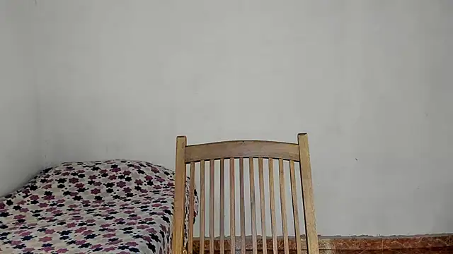 Jade Dorthini online show from February 18, 8:36 pm