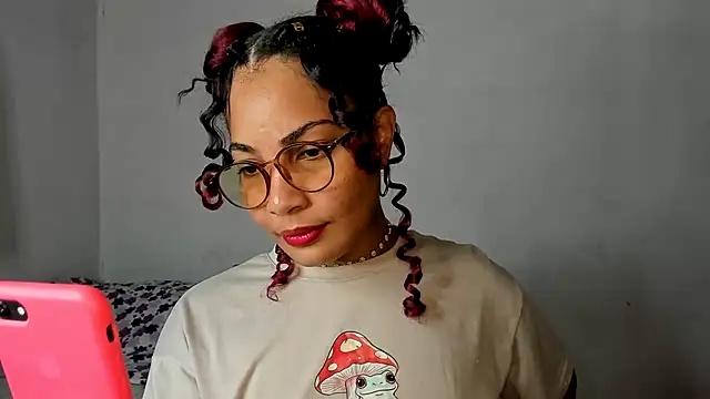 Jade Dorthini online show from March 7, 9:06 pm