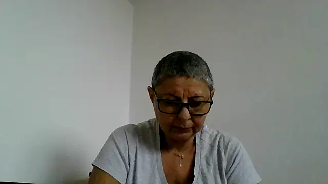 roseblak42 online show from November 24, 11:21 am