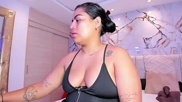 kiana cream online show from November 23, 11:54 am