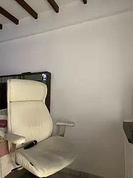 natashasweet online show from December 28, 11:59 pm