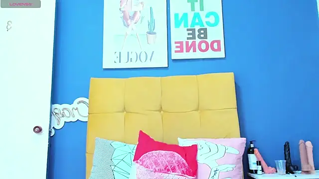 SofiaSexy  online show from February 3, 8:13 pm