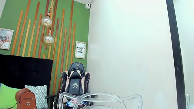 SofiaSexy  online show from November 29, 4:04 am