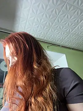 Snapshot of AmmyHot chatting on December 18, 2:10 am AmmyHot online show from December 18, 2:10 am