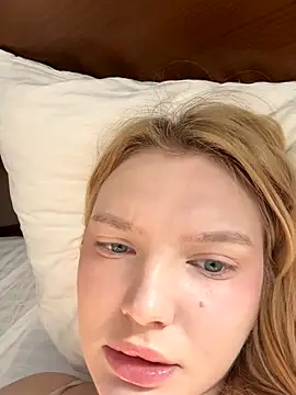 Snapshot of AmmyHot chatting on November 15, 3:59 am AmmyHot online show from November 15, 3:59 am