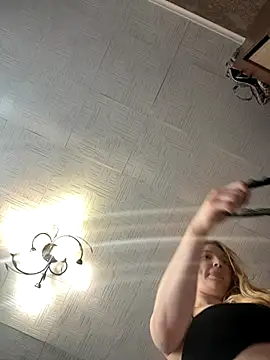 Snapshot of AmmyHot chatting on November 21, 4:11 am AmmyHot online show from November 21, 4:11 am