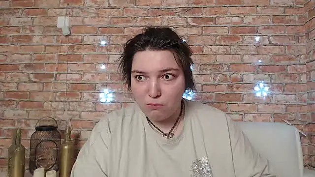 Amelia Kiss  online show from February 5, 12:42 am