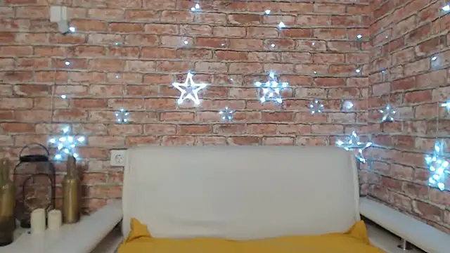 Amelia Kiss  online show from February 26, 3:53 am