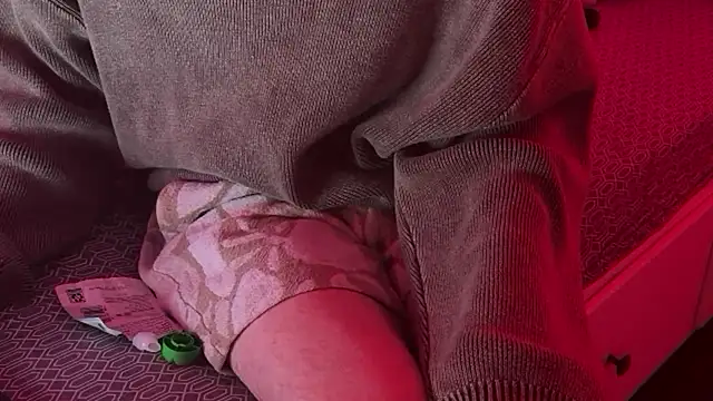 Snapshot of CupidZass chatting on November 12, 11:47 pm CupidZass online show from November 12, 11:47 pm