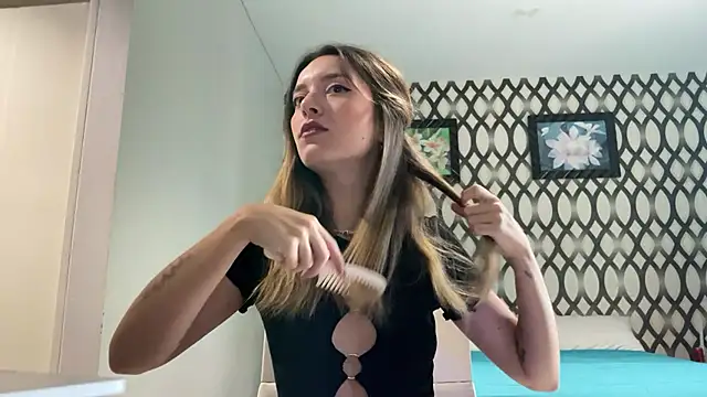 SirenaBelle online show from February 8, 1:22 am