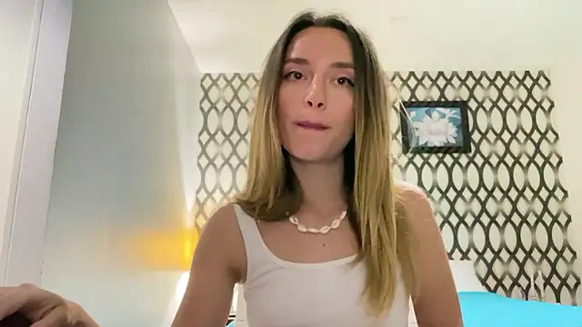 SirenaBelle online show from February 9, 2:07 pm