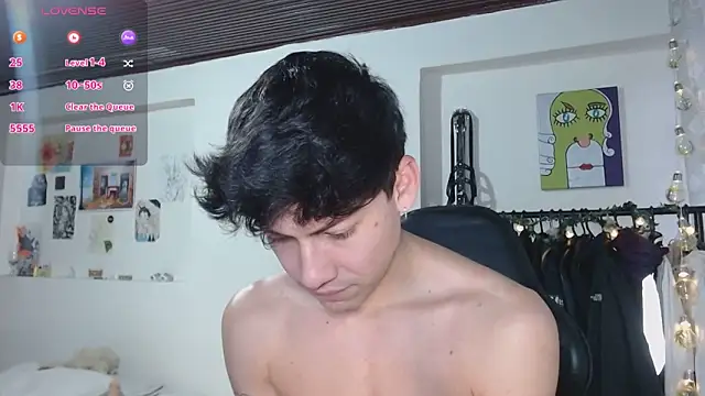 Snapshot of Amahd696 chatting on November 12, 10:20 pm Amahd696 online show from November 12, 10:20 pm