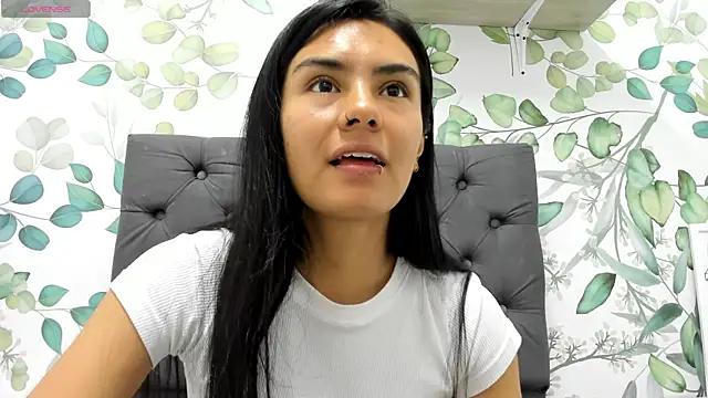 atilanadiaz7 online show from December 30, 2:30 pm