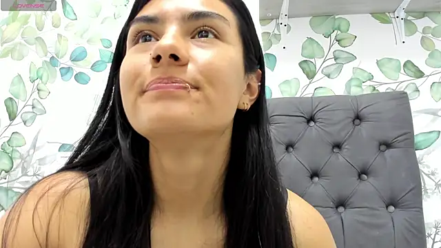 atilanadiaz7 online show from January 27, 5:26 pm