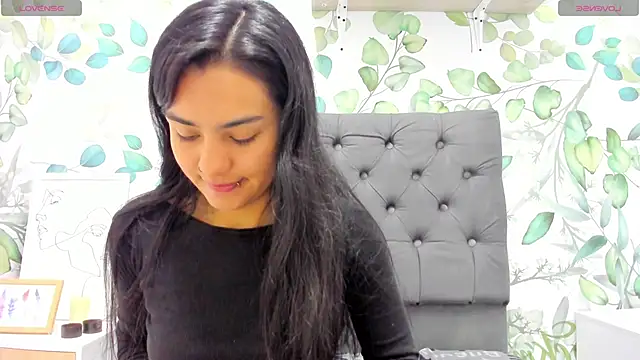 atilanadiaz7 online show from February 18, 2:27 pm