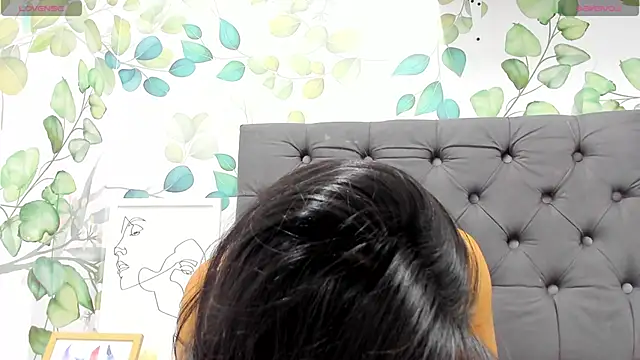 atilanadiaz7 online show from February 25, 8:19 pm