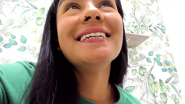 atilanadiaz7 online show from March 5, 2:12 pm